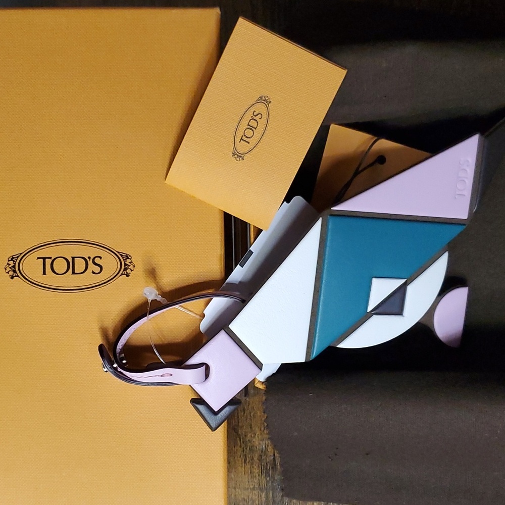 NWT Tod's Leather Parrot Charm